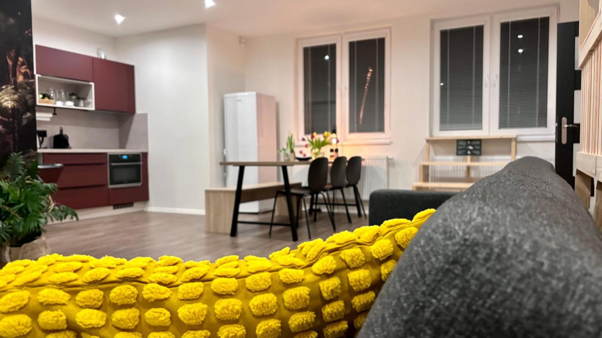 Remote Work Friendly Zahradni Apartman U Jezera Старе-Сплавы Экстерьер фото